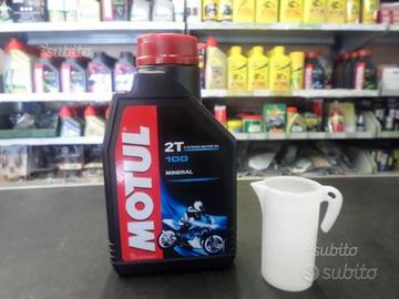 Olio miscela MOTUL 100 2T minerale per miscela VESPA SCOOTER 2 tempi