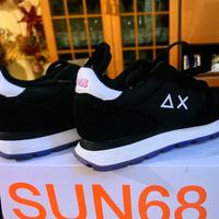 Scarpe sneaker nuove