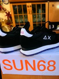 Scarpe sneaker nuove