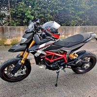 hypermotard 821 sp 