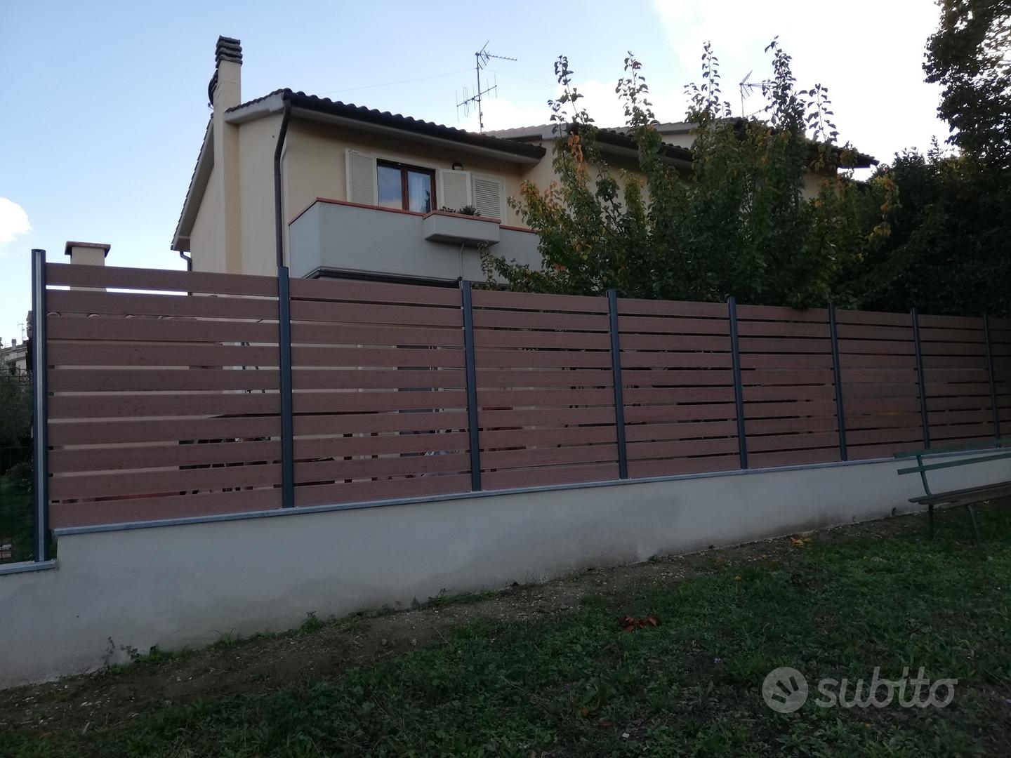 Frangivista sopra muretto recinzione WPC ALLUMINI - Giardino e Fai da te In  vendita a Gorizia