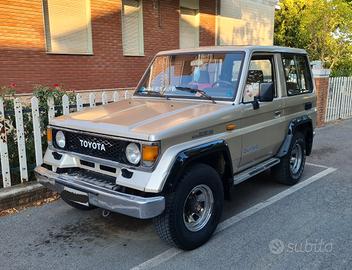 TOYOTA Land Cruiser - 1988