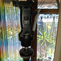 tre piedi più  testa manfrotto