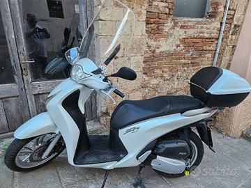 Honda SH 150i ABS. 