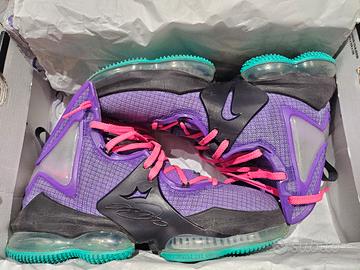 Scarpe Nike LeBron 19 “MVP” edizione limitata tg42