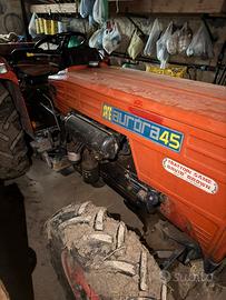 Trattore Same Aurora 45 con zappatrice