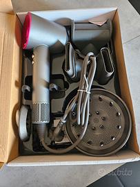 fono con i suoi accessori 