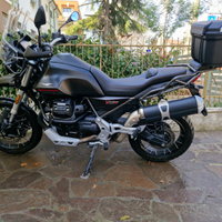 Moto Guzzi V85 TT 2022