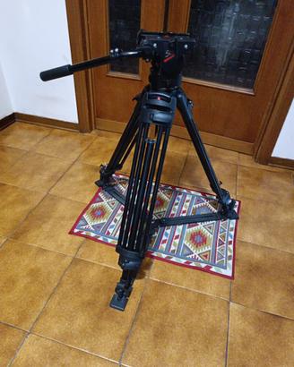 Cavalletto Manfrotto 515MVB testa 510