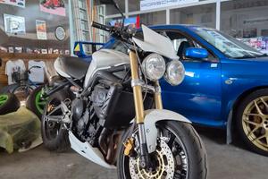 triumph 675 permute