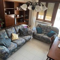 Due divani 3+2 posti