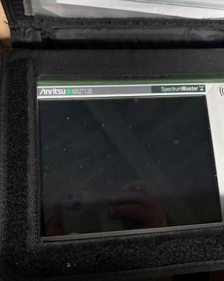 Anritsu MS2712E Spectrum Master.