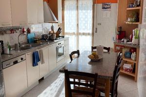 Trilocale in Via Idice