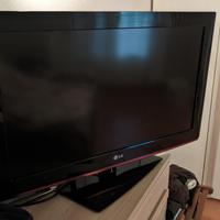 Televisione 32" LG