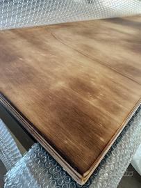 Sedie e tavoli nuovi