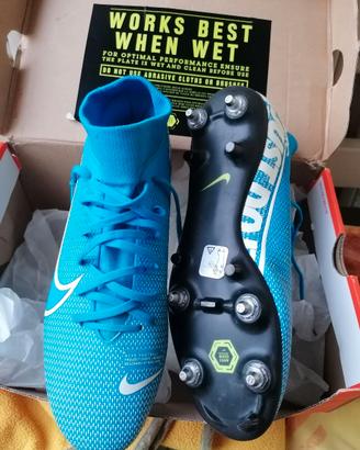 scarpe da calcio mai usate tg.41 italiana