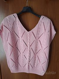 Maglia smanicata fatta a mano