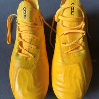 Scarpe da calcio Puma one a 13 tacchetti n 42