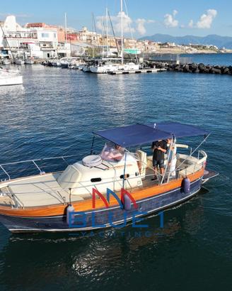 Gozzo Comena Corallo 27 Cabin