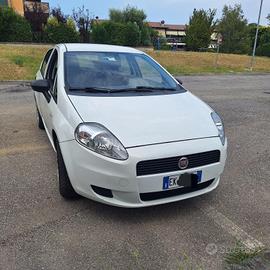 FIAT Grande Punto gancio di traino