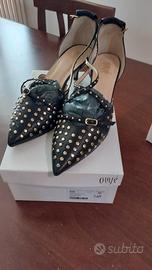 scarpe nere in vera pelle con borchie nr.40 