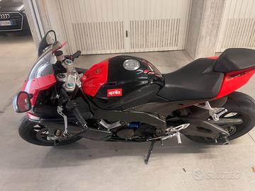 Aprilia RSV4 - 2010