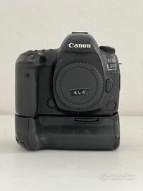 Canon EOS 5D Mk IV + battery grip