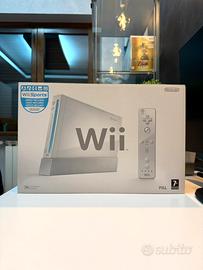 Nintendo Wii + Wii Sports NUOVA SIGILLATA