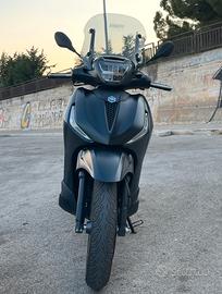 Piaggio Beverly 300 hpe