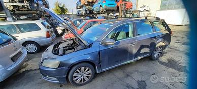 VOLKSWAGEN PASSAT TDI STATION WAGON 2012 - RICAMBI