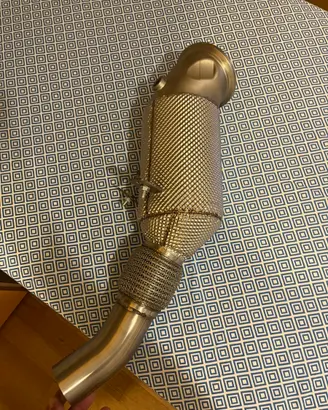 Downpipe bmw f20
