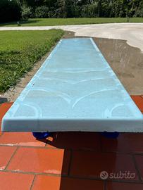 Trampolino da piscina
