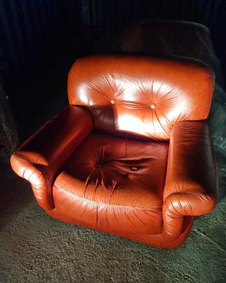 poltrone in pelle anni 70 perfette