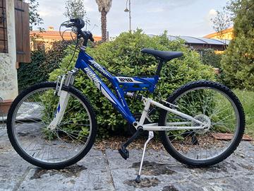 BICICLETTA MOUNTAN BIKE 24"