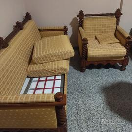 Divano letto e 2 poltorne