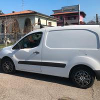 Citroen berlingo 16 a d blue 100 cv