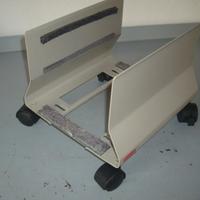 CARRELLO METALLICO PORTA DESKTOP