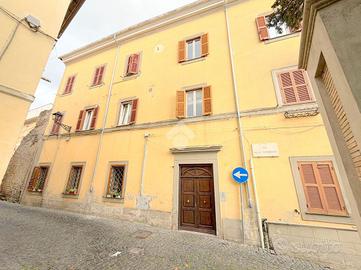 3 LOCALI A VELLETRI