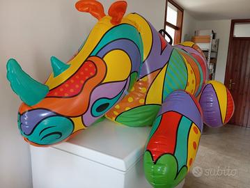 Rinoceronte gonfiabile