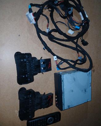 Mercedes ML display DVD posteriori