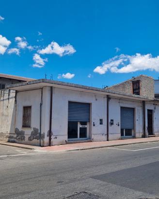 Terreno edificabile con immobile