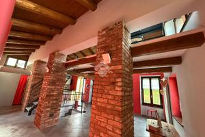 4 LOCALI A LANZO TORINESE