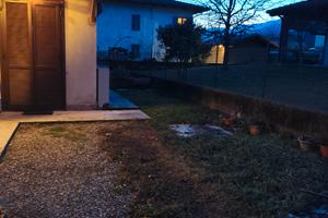 Bilocale con giardino