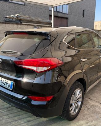 HYUNDAI TUCSON 2018 1.7 CRDi AUTOMATICO INCIDENTAT
