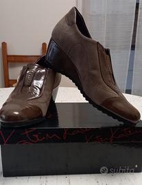 Scarpe signora camoscio e vernice