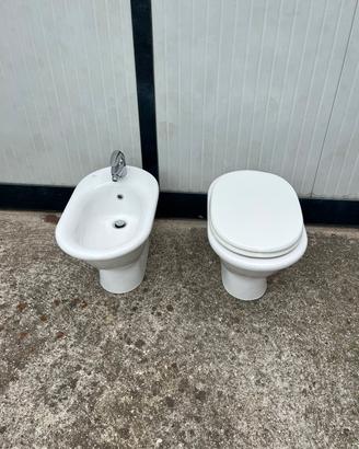 Coppia sanitari