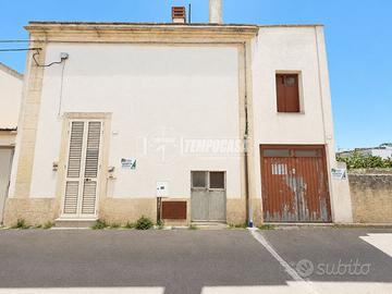 Casa indipendente a Botrugno 3 locali