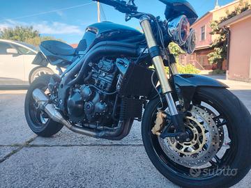 Triumph Speed triple 1050