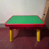Tavolino per costruzioni