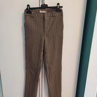 Pantaloni chino quadretti - Stradivarius 